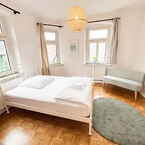  Apartment Old Town Center